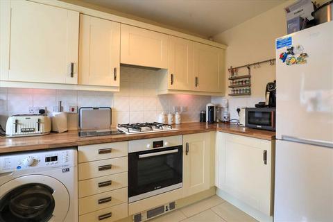 3 bedroom terraced house for sale, Coles Close, Burton Latimer