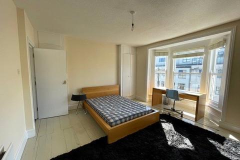 3 bedroom flat to rent, Oxford Street, Hampshire SO14