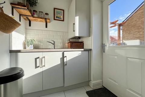 5 Braeburn Close, Burnham-on-crouch, CM0 8FW