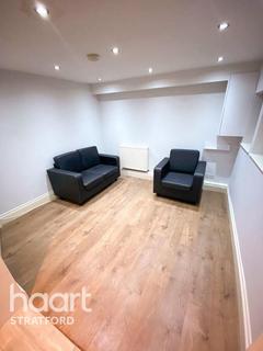 1 bedroom flat to rent, Cann Hall Road, LONDON