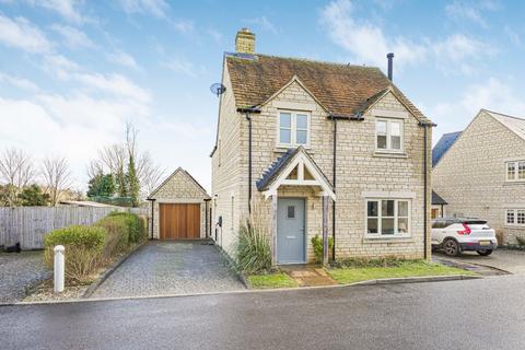 Saxon Way, Fairford, Gloucestershire, GL7