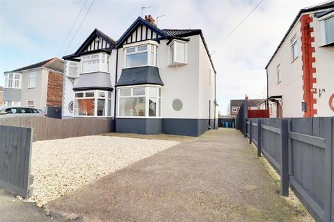 3 bedroom semi-detached house for sale, Belgrave Drive, Hull