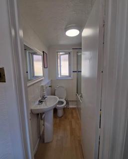 1 bedroom in a house share to rent, Robert L Stevenson Avenue, Westbourne, Bournemouth, BH4