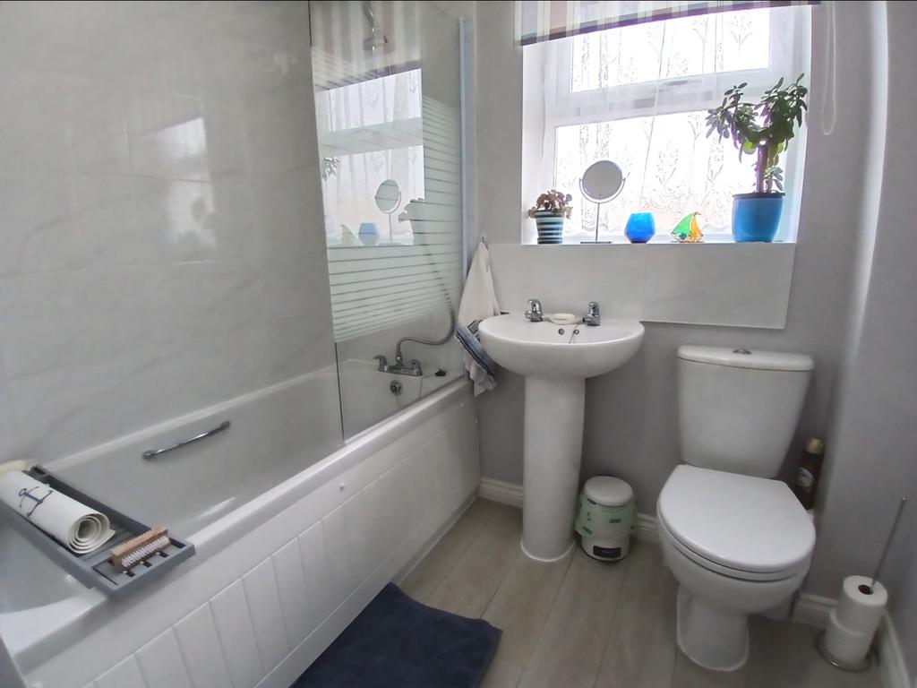 Family bathroom
