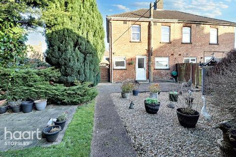 3 bedroom semi-detached house for sale, Hayes Close, Luton