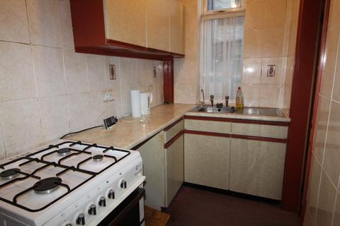 2 bedroom end of terrace house for sale, Bracewell Street, Keighley, BD21