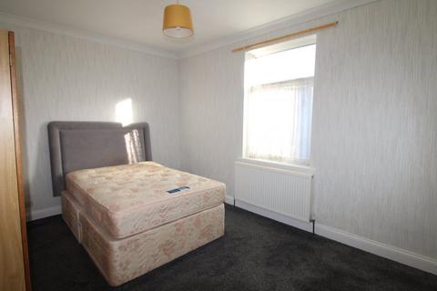 2 bedroom end of terrace house for sale, Bracewell Street, Keighley, BD21