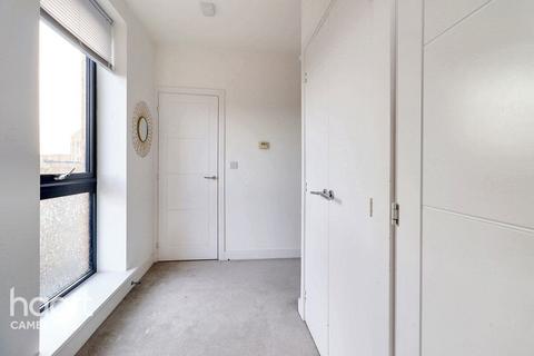 2 bedroom apartment for sale, Hobson Avenue, Trumpington, Cambridge