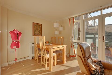 85 Juniper Square, Havant, PO9 1HZ