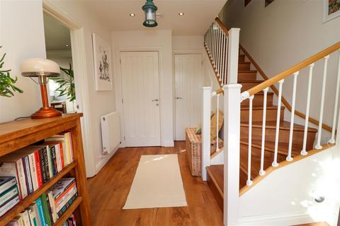 54 Award Road, Church Crookham, Fleet, GU52 6HG