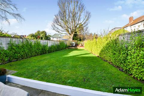 151 Abbots Gardens, London, N2 0JJ