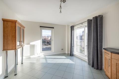 1 Pilrig Heights, Edinburgh, EH6 5AB