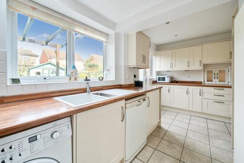 3 bedroom detached house for sale, Ormesby Drive, Chandler's Ford, Hampshire, SO53