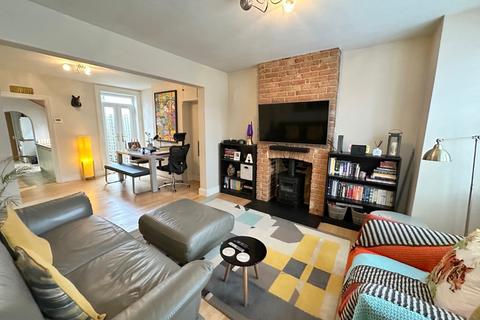 2 bedroom end of terrace house for sale, The Myrke, Datchet, Berkshire, SL3