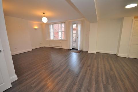 2 bedroom flat to rent, Kenilworth Road, Leamington Spa