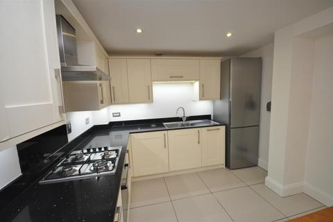 2 bedroom flat to rent, Kenilworth Road, Leamington Spa