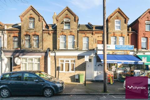 4 bedroom flat for sale, Katherine Road, London