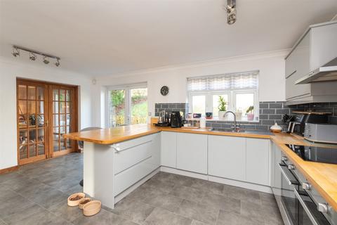4 bedroom detached bungalow for sale, Meadow Lane, Culverstone, Meopham, Kent