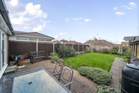 2 bedroom semi-detached bungalow for sale, Wooldeys Road, Gillingham ME8