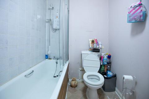 2 bedroom flat for sale, Garturk Street, Glasgow G42