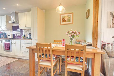 16 Byfords Road, Huntley, Gloucester, GL19 3EL