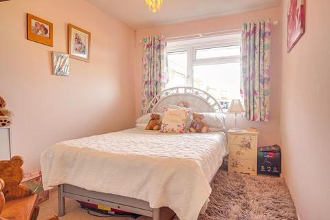 16 Byfords Road, Huntley, Gloucester, GL19 3EL