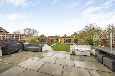 61 Bramshaw Rise, New Malden, KT3 5JT