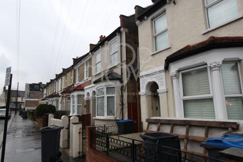 Crowther Road, London, SE25