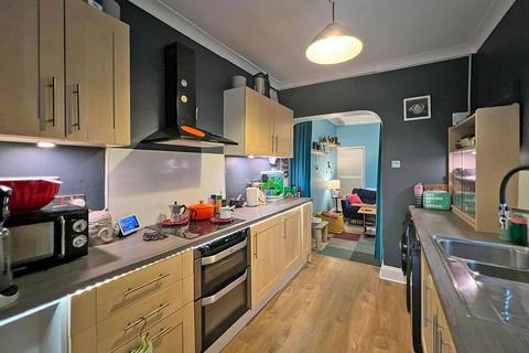 37 Court Road, Wolverhampton, WV6 0JN