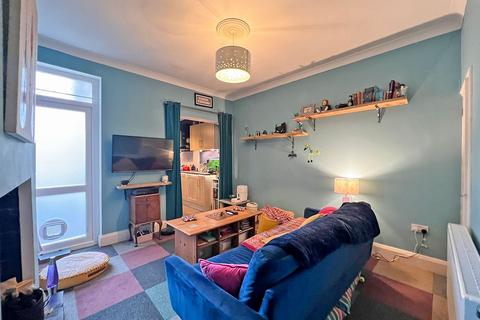 37 Court Road, Wolverhampton, WV6 0JN