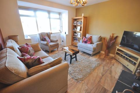 29 Ashburnham Road, Thorne, Doncaster, DN8 5AE