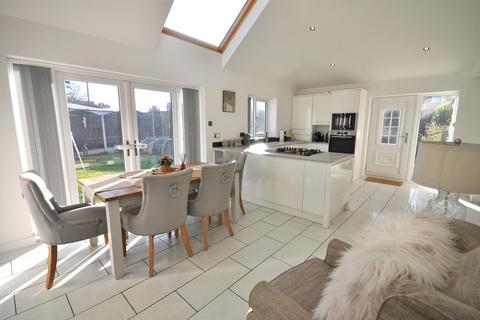 29 Ashburnham Road, Thorne, Doncaster, DN8 5AE