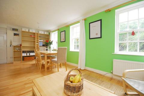 Flat 1, 5 Stapleton Hall Road, London, N4 3QQ