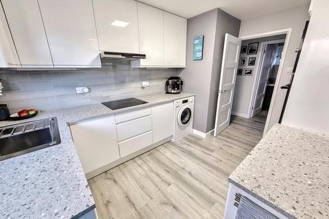 7 Fern Close, Alderholt, Fordingbridge, SP6 3HZ
