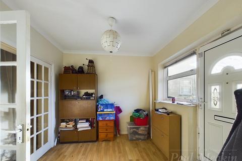 43 Salcot Crescent, New Addington, Croydon, CR0 0JN