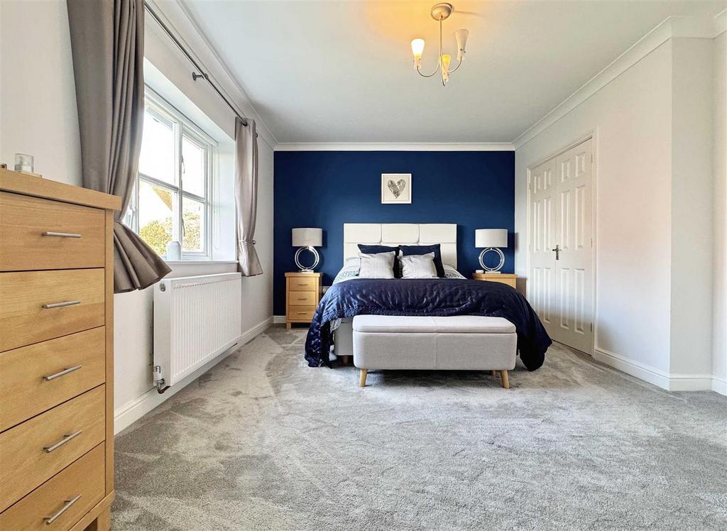 Master Bedroom.jpg
