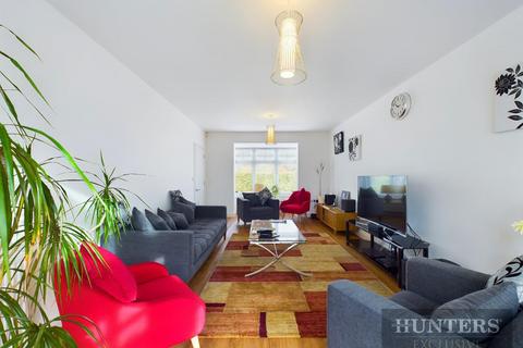 1 Paddock Close, East Ayton, Scarborough, YO13 9BN