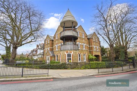 2 bedroom apartment for sale, Station Road, Essex IG10