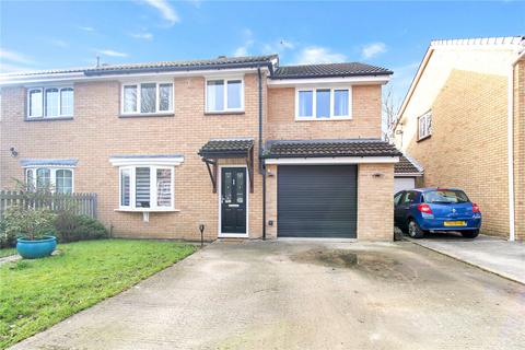 Lapwing Close, Swindon SN3