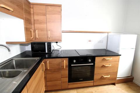1 bedroom apartment for sale, Inglewood, The Spinney, Swanley