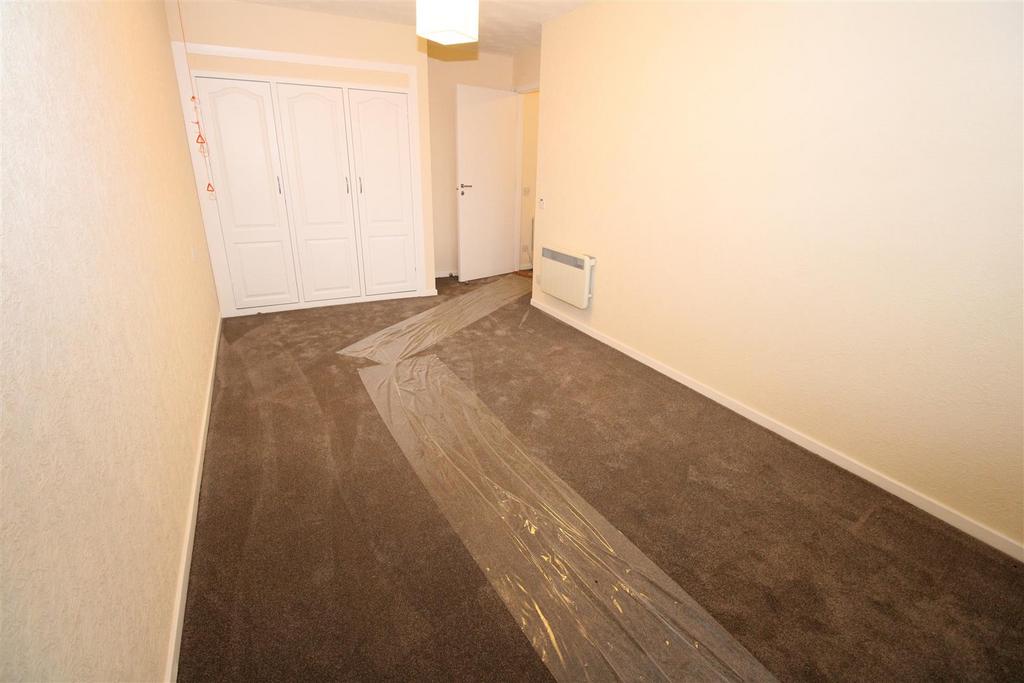 Bedroom 1.JPG
