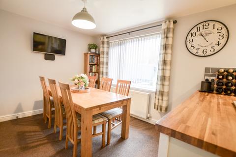 12 Queens Crescent, Bodmin, PL31 1QW