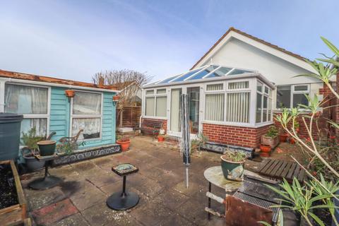 3 bedroom detached bungalow for sale, The Glade, Hayling Island