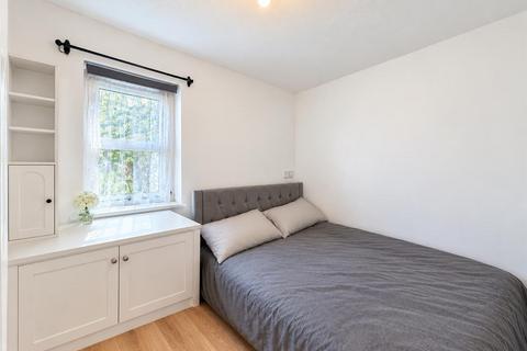 1 bedroom apartment to rent, Waterside, Uxbridge UB8