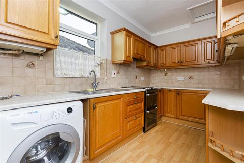 2 bedroom semi-detached house for sale, Brooklyn Avenue, Huddersfield