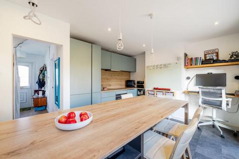 85 Arthray Road, Oxford, OX2 9AD
