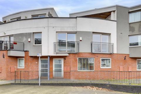 3 bedroom terraced house for sale, Hunter Street, The Meadows NG2