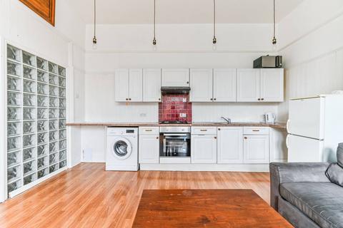 1 bedroom flat for sale, Thicket Road, Anerley, London, SE20