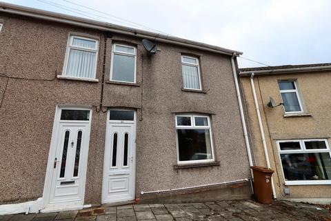 2 bedroom terraced house to rent, Ty Brachty Terrace, Crumlin, NP11