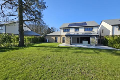 4 bedroom detached house for sale, Old Vicarage Gardens, Grimsargh PR2